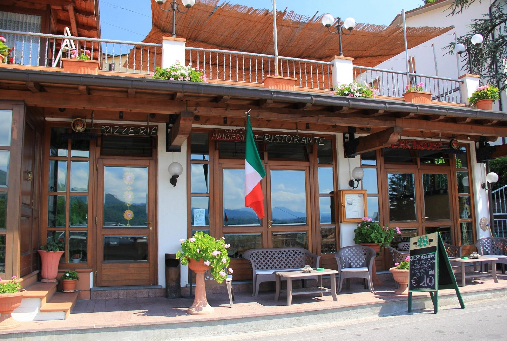Scatto esterno albergo il Grotto - Villetta Garfagnana