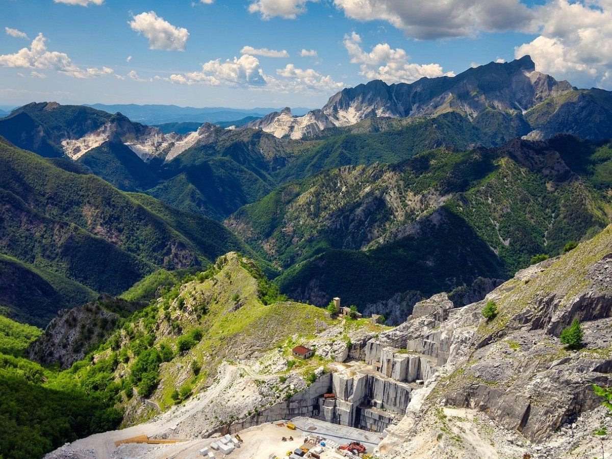 passo-vestito Passo del vestito con cava di marmo